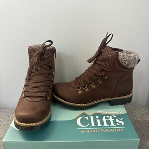 Women’s Cliffs Boots.